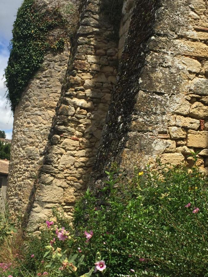 Chambres D'Hotes Art Et Remparts La Réole Esterno foto